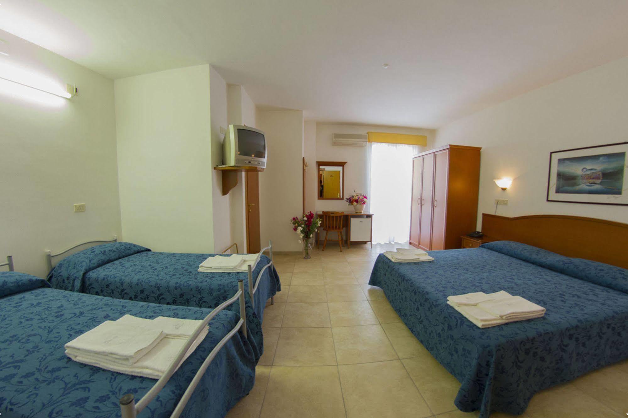 Hotel Orchidea Peschici Exterior foto